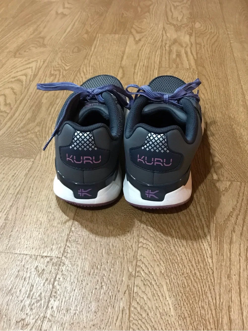 KURU Gray Quantum Shoes Women's SIZE 8.5 medium